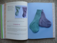 2 Socken auf einen Streich / M. Morgan-Oakes (Bassermann - 2012)