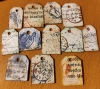 12 kleine Etiketten (1.4-2cm) für Karten oder Junk Journal